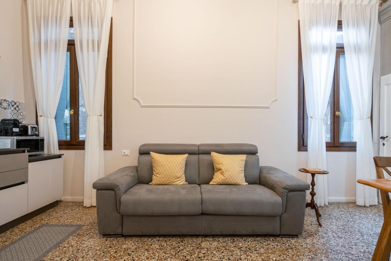Apartment Sisila *